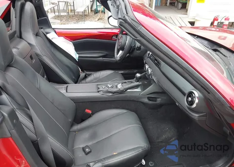 2025 Mazda Mx-5 Miata Rf Grand Touring z USA, uszkodzony, nr VIN JM1NDAM7XS0653204